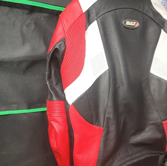 Bilt motorcycle  performance  racing  jacket.  Men's size 44 - Picture 7 of 8